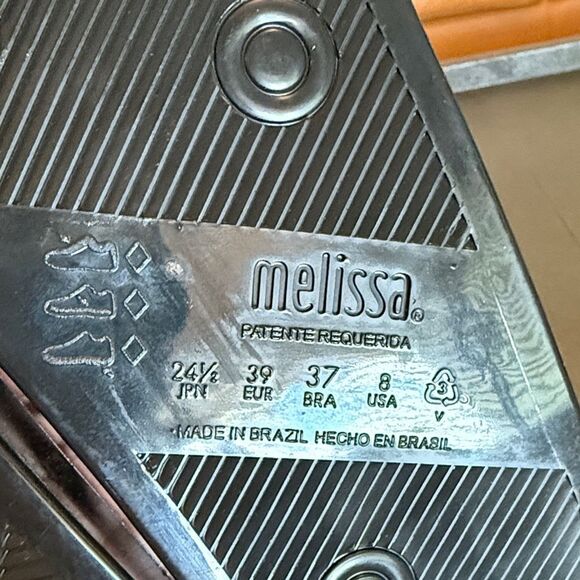 Melissa x Disney Beach Black and Yellow Slide Sandals size 8 - Picture 9 of 9